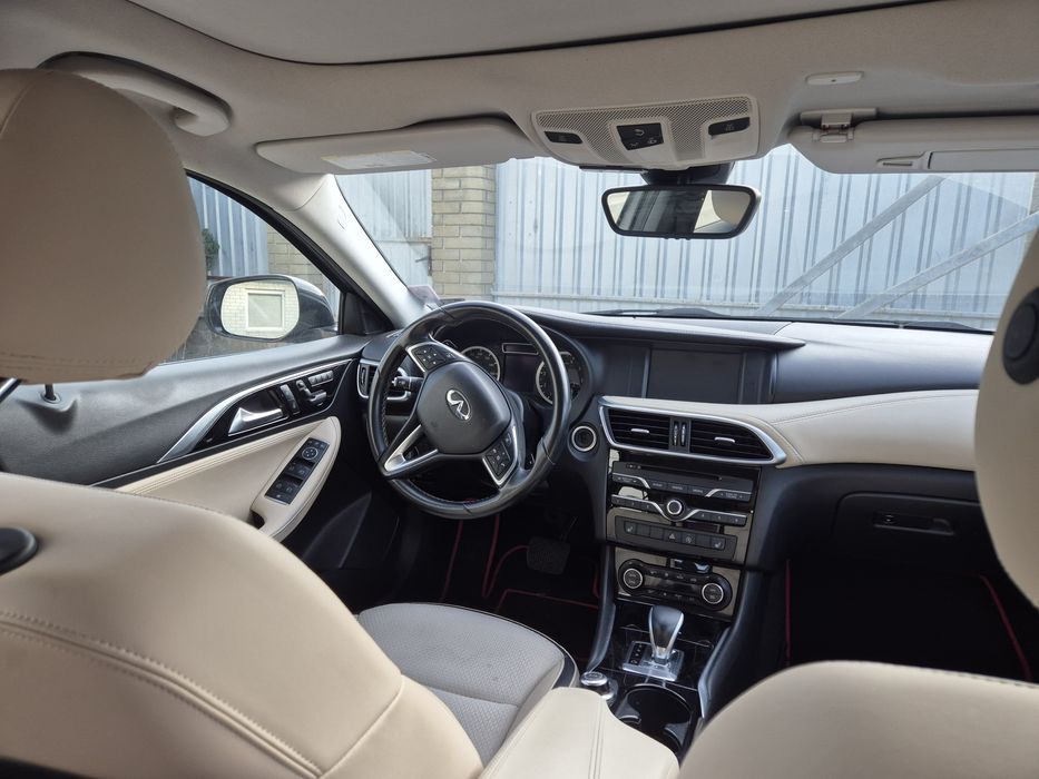 Продам інфініті QX30 2018 р