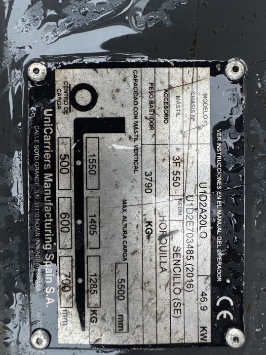 Empilhador 2ton Gas usado
