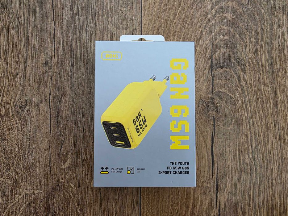 Зарядний пристрій AOHI THE YOUTH 65W GaN