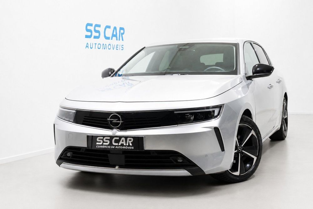 Opel Astra 1.2 T Elegance