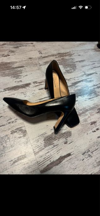 Buty na obcasie  Solo Femme