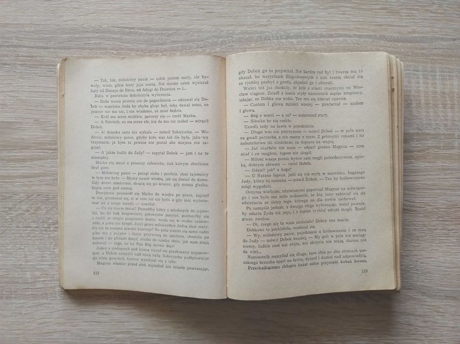 Książka Królewscy synowie J. I. Kraszewski z lat 50 Centkiewicz 1956