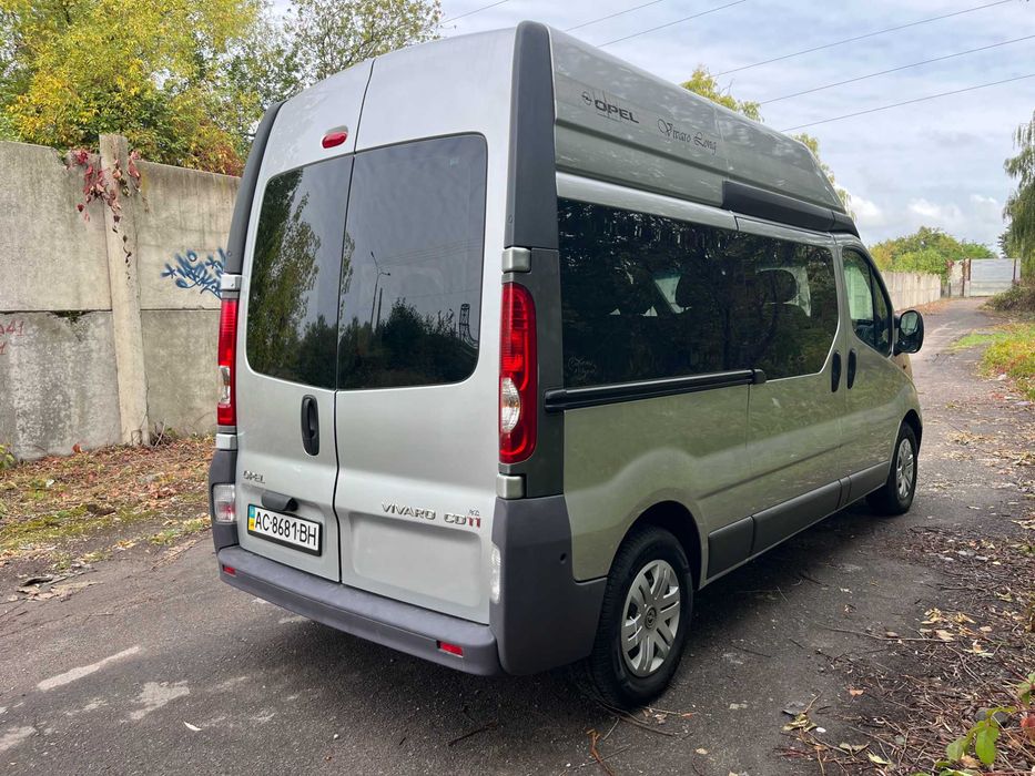 Оpel Vivaro Extra Long  Пасажир 9 місць В рідній фарбі!