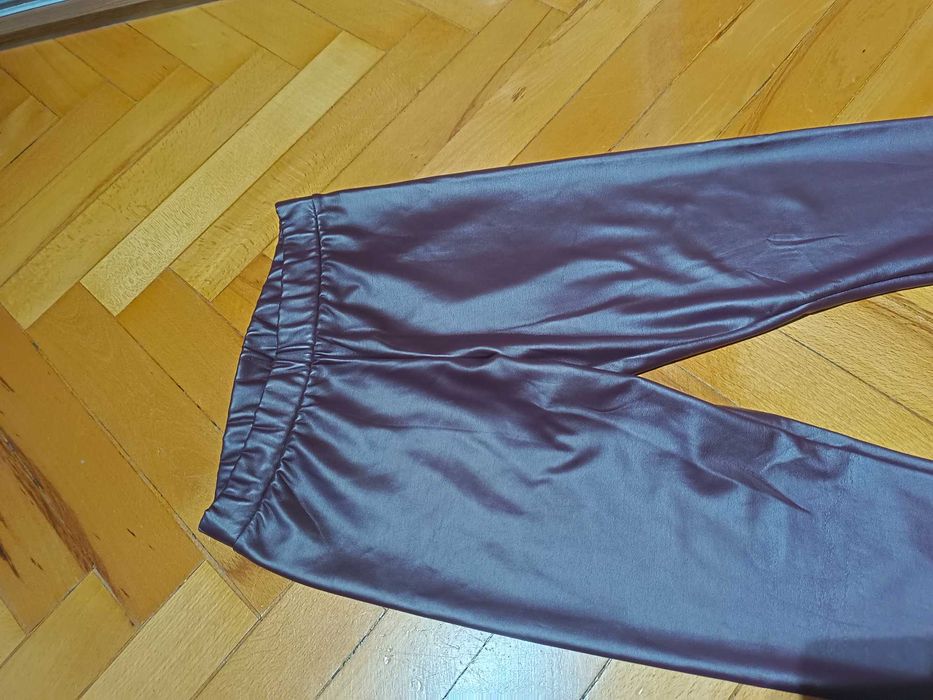 Ciepłe, markowe legginsy Calzedonia М. spodnie