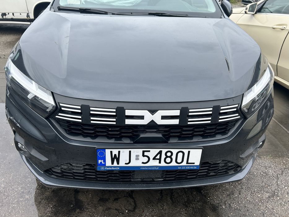 Kompletny przôd Dacia Sandero 2022 ROK