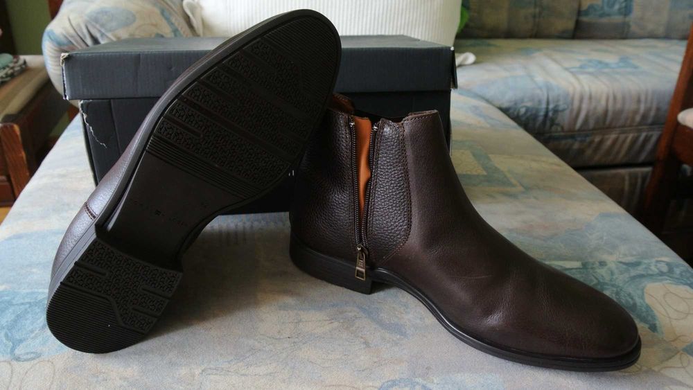 nowe buty Tommy Hillfiger rozm 42 dl wkl 28,5 cm  sztybety