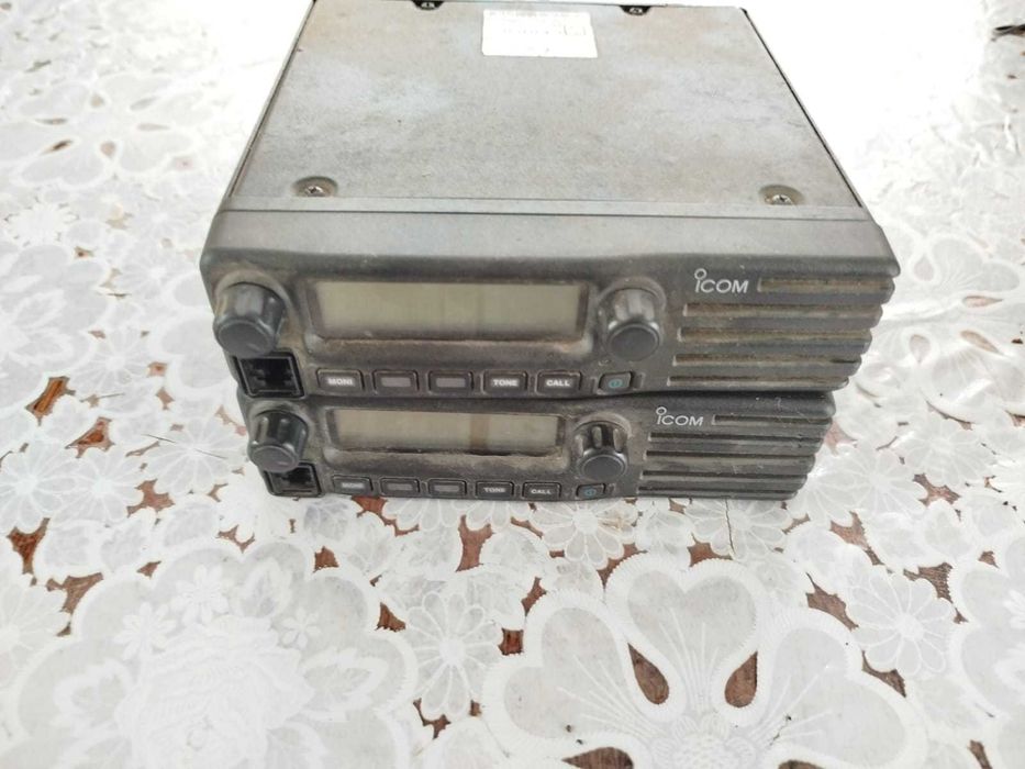 Автомобільна радіостанція Icom IC-F1710