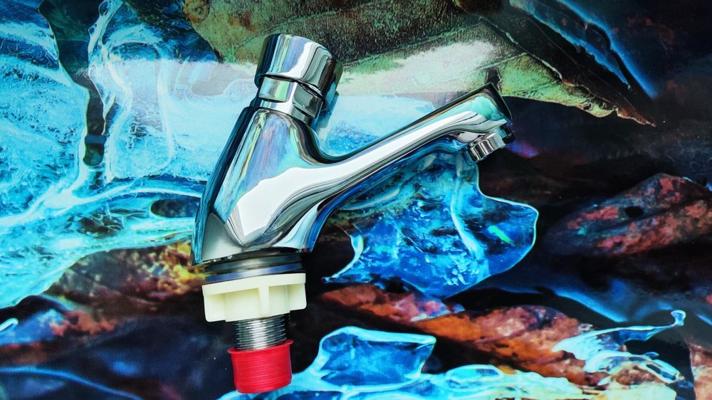 Монокран, однокран на умывальник нажимной ZERIX Z904