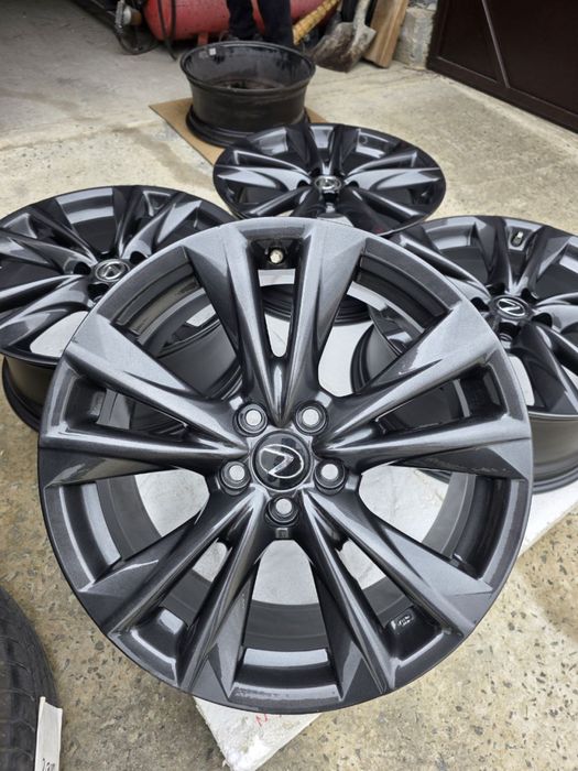 Диски Lexus ES Fsport 5/114.3 R19