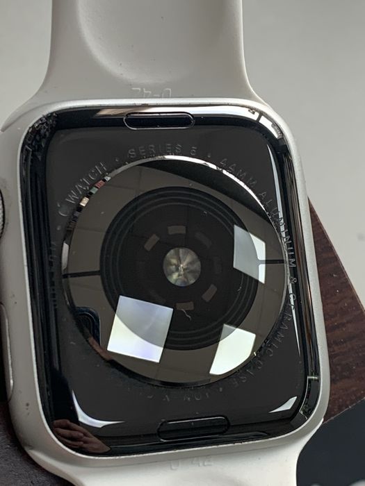 Оригінальні apple watch series 5 44 mm silver