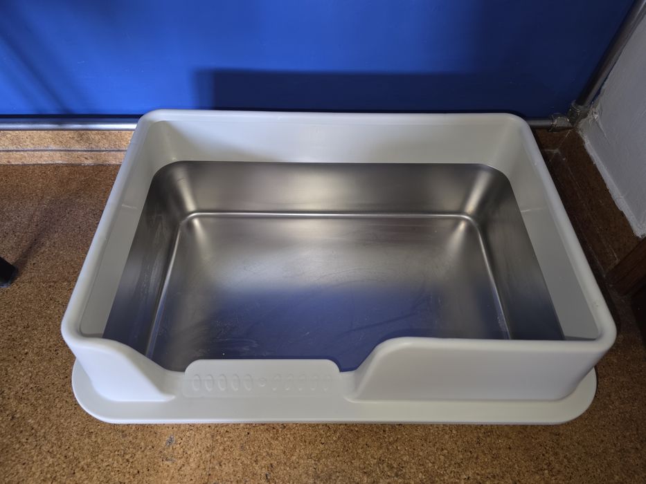 Vendo Caixa de Areia para gatos em Aço Inox