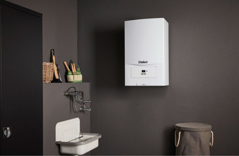 Котел конденсаційний газовий Vaillant ecoTEC pure VUW 246/7-2 + труба