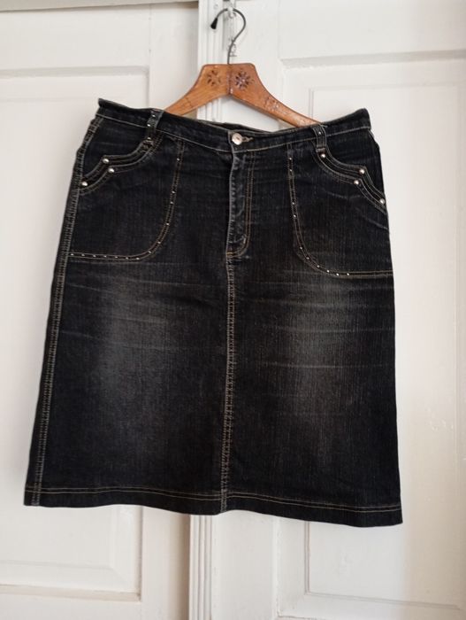 Халати ,плаття жіночі.