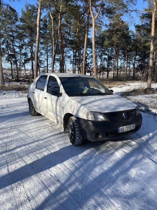 Продам Дачію Логан