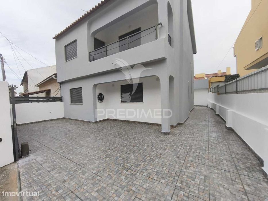 Moradia T3 com Anexo T2 | Foros de Amora, Seixal