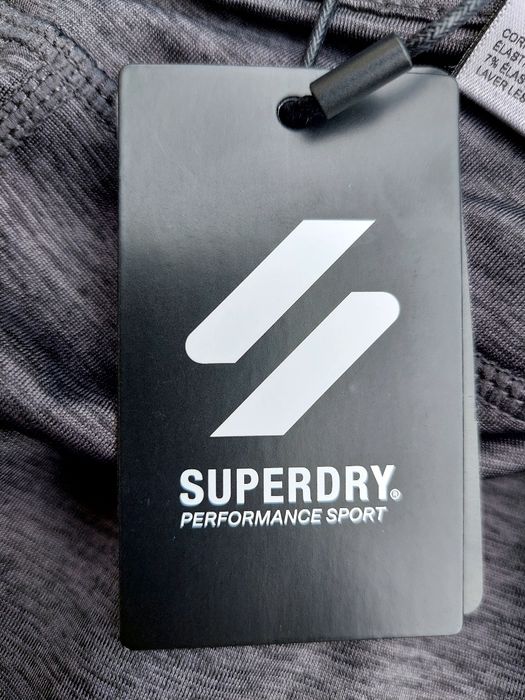 Superdry, legginsy.