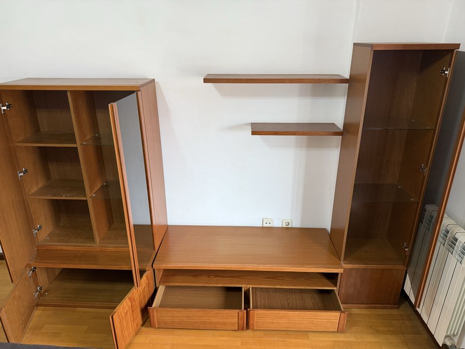 Móvel de Sala Modular em Madeira
