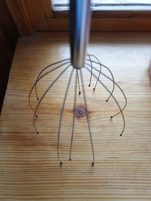 Масажер голови ,,