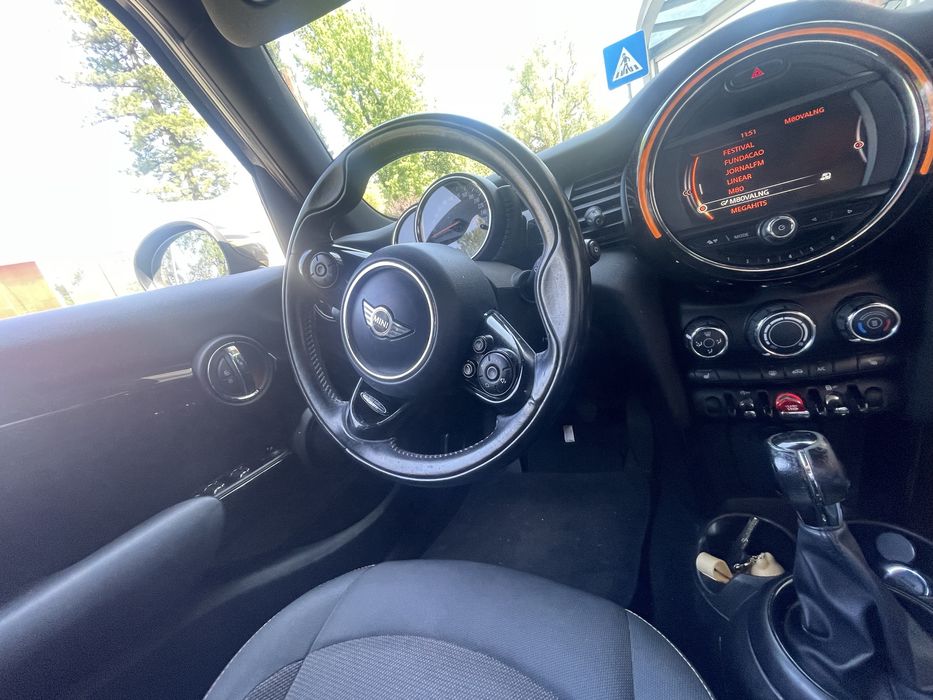 Mini cooper d 5 portas
