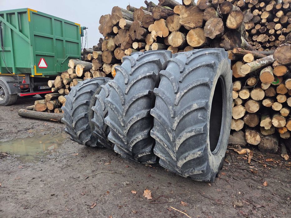 Vredestein 650/65 R42, 540/65 R30 KOMPLET