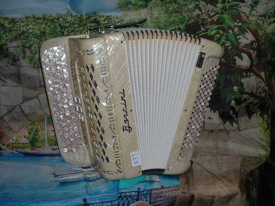 Avenda Acordeao G , N. 837