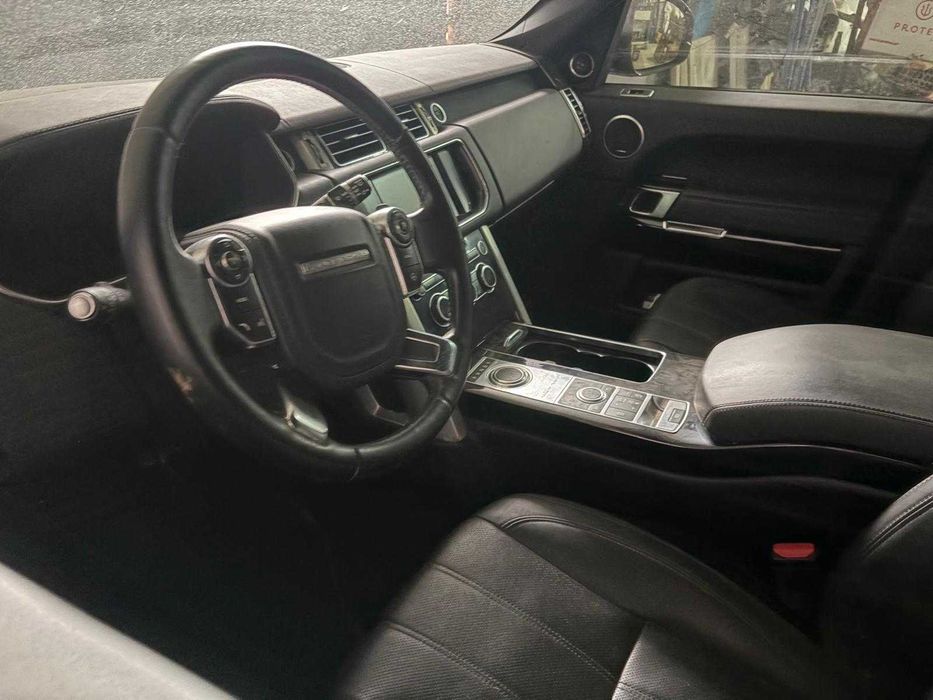 Range Rover para peças