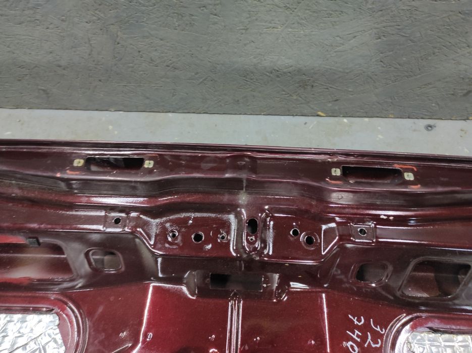 Крышка багажника Ляда БМВ Е32 7 Разборка BMW HELP