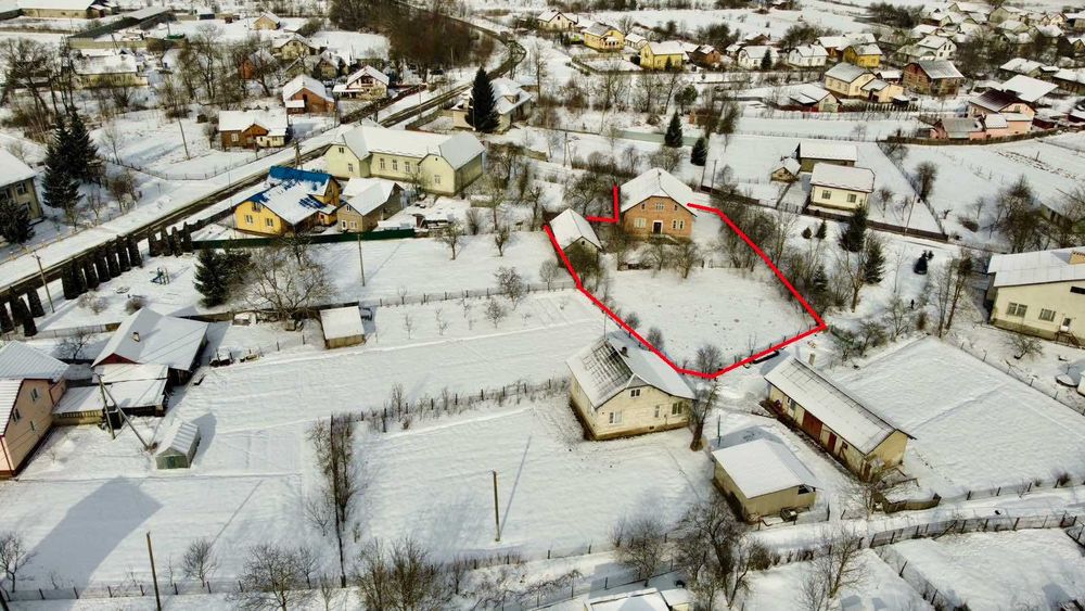 Будинок в с Вівня