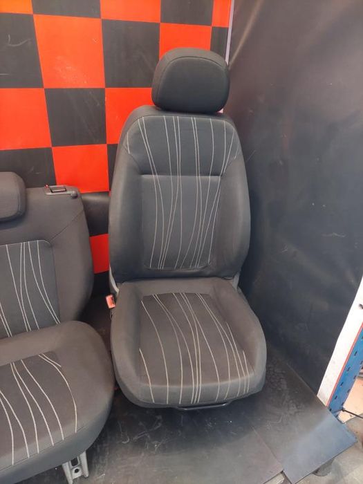 Conjunto de bancos OPEL Corsa D