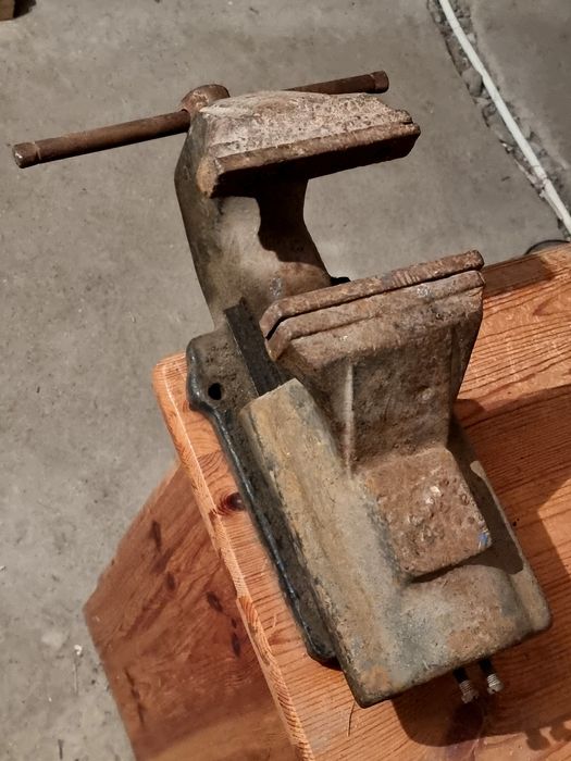 imadło ślusarskie, duże, szczęki 150x150mm, stare