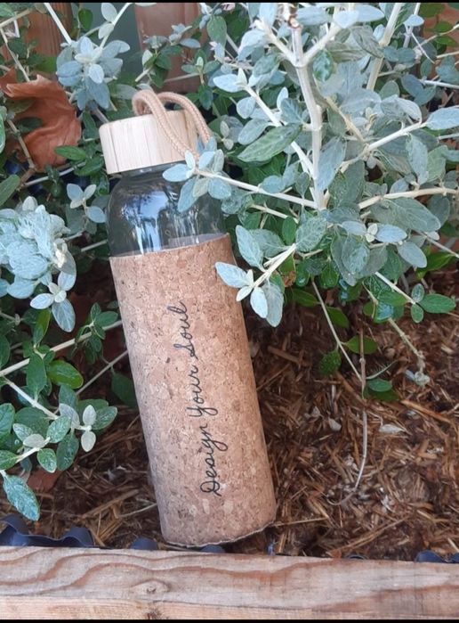 Garrafa reutilizável