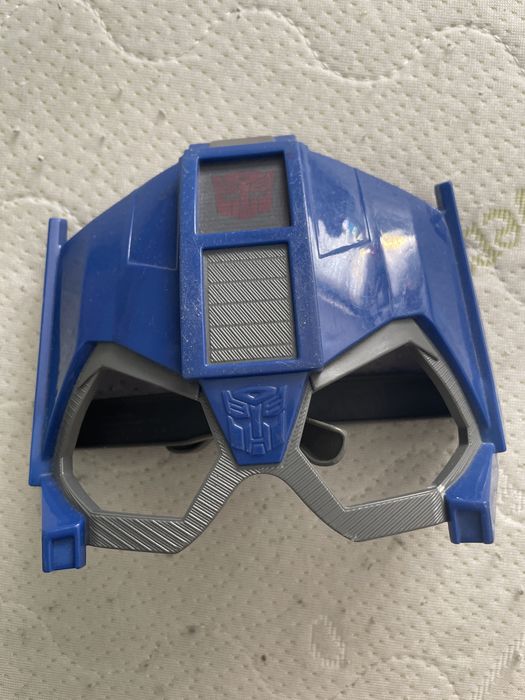 Maska Transformers Optimus Prime