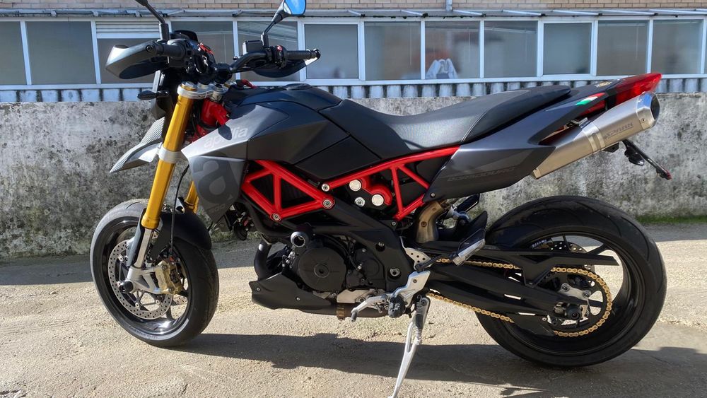 Aprilia Dorsoduro 900