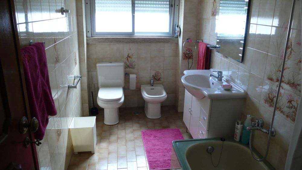 Alugo quarto em Alvalade