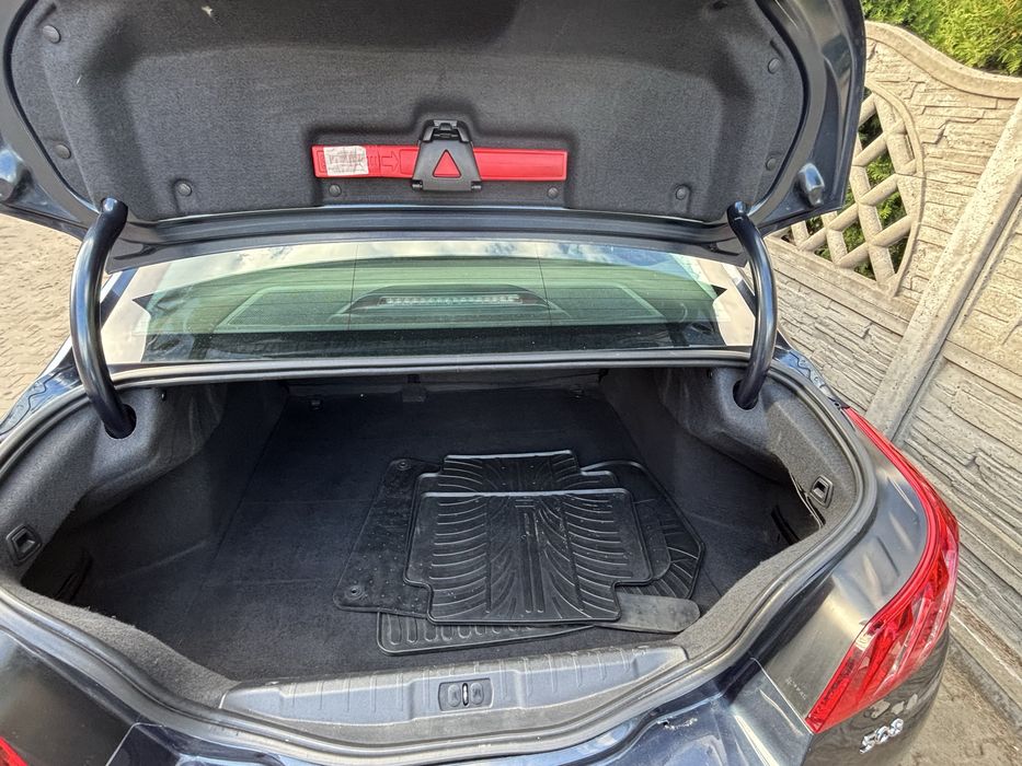 Sprzedam samochód peugeota 508