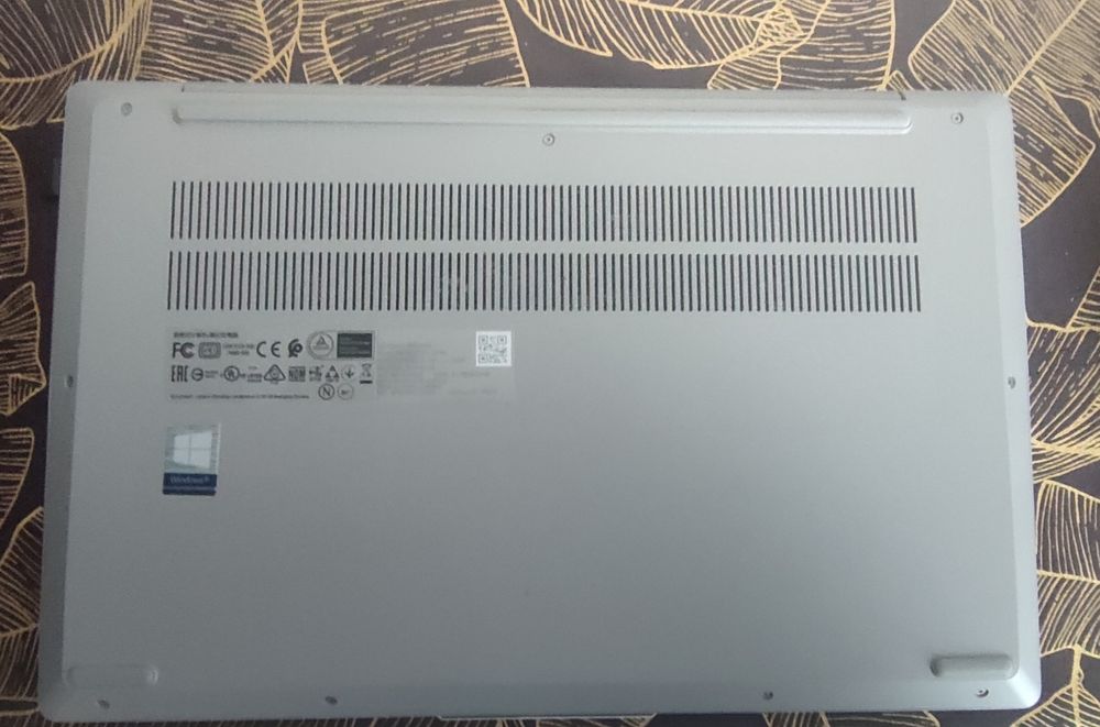 Laptop Lenovo IdeaPad 5 14ARE05 windows 10