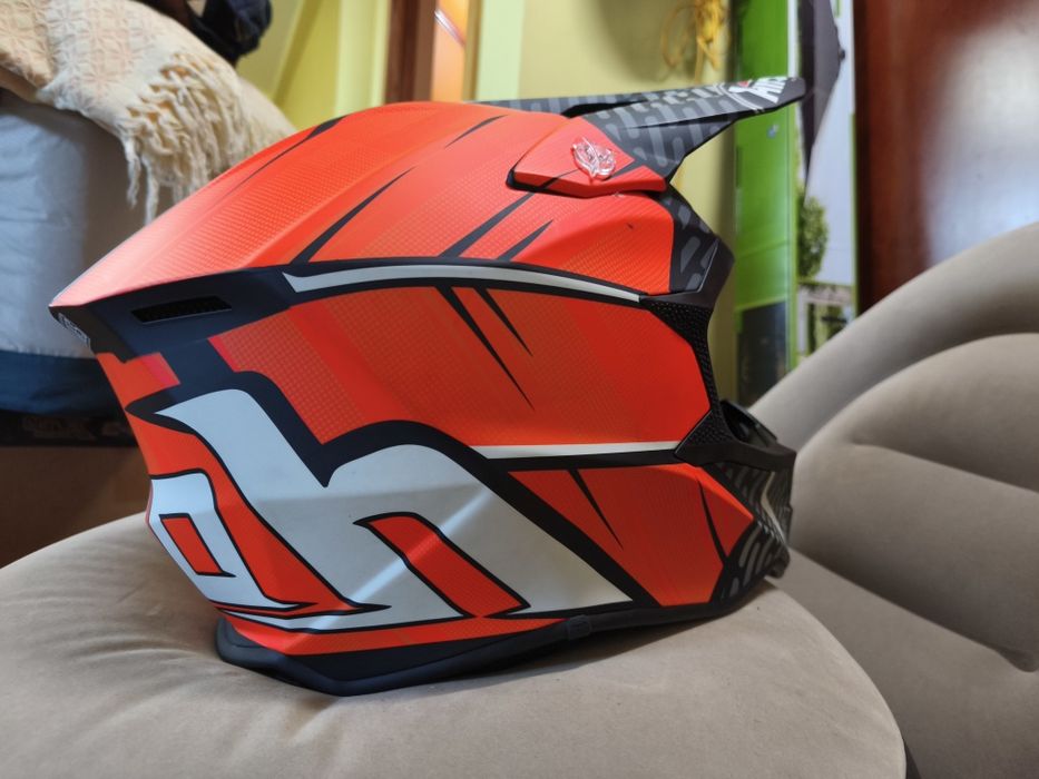 Capacete Airoh wraap L