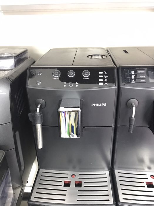 Кавоварка кофеварка кофемашина saeco !