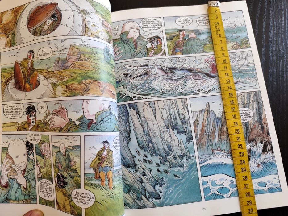 Livro de BD: Face de Lua - A Catedral Invisível (Vintage)