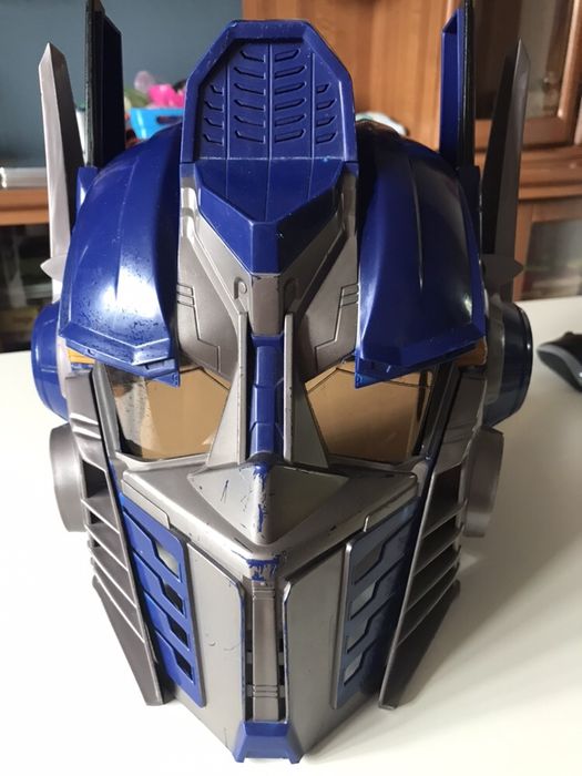 Шлем Оптимус Прайма