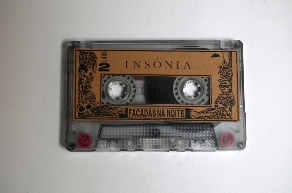 Insónia, ed. Facadas na Noite. 1989. Envio grátis.