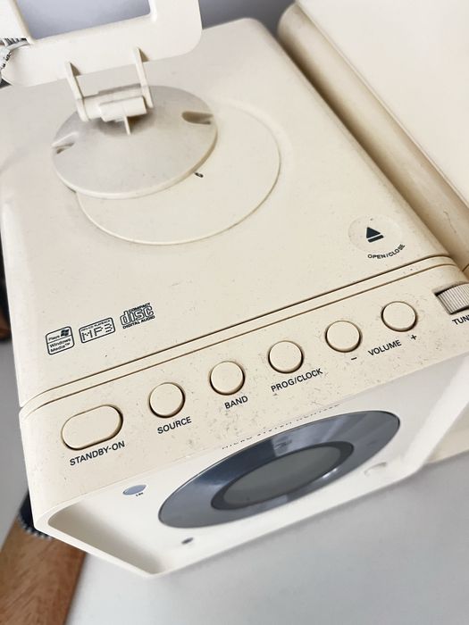 Aparelhagem com cd, radio e leitor Mp3 com comando