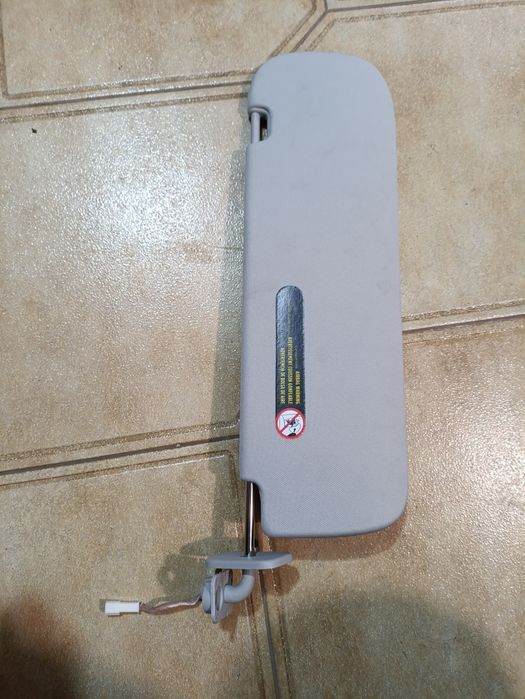 Козирьок Тесла 3