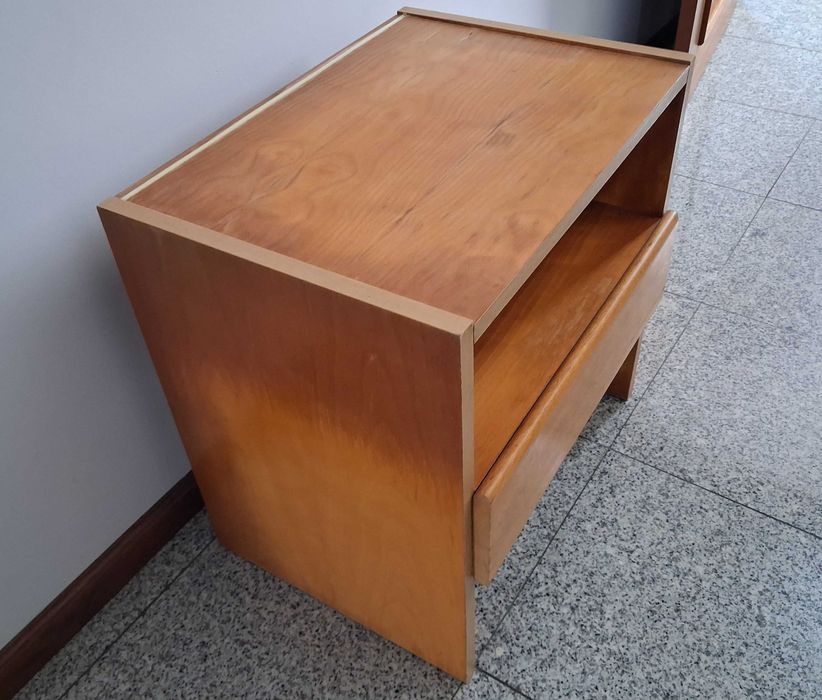 Mesa de cabeceira Interforma