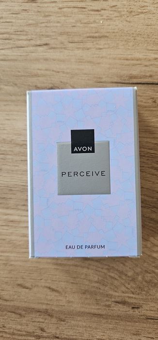 Perceive perfumy, avon