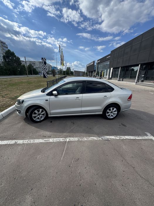 Продам Volkswagen Polo 1,6 газ бензин 2013р