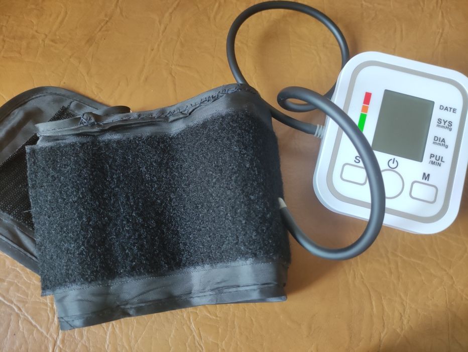 Тонометр Arm Style автоматичний з індикатором аритмії