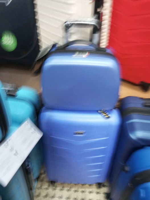 Walizka podróżna mała kabinowa na 4 kołach z ABS