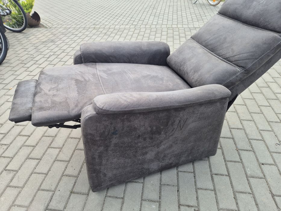 Fotel leniuch rozkladany zamszowy TRANSPORT