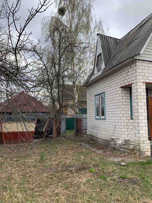 Продаю Дачу  в районі Бровара місто Коростень